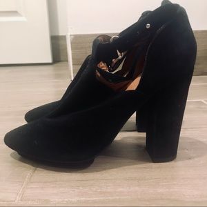 Jeffrey Campbell xo Urban Outfitters suede boots